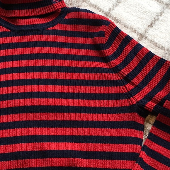 Beautiful & Bold Lauren Ralph Lauren Turtle Neck Ribbed Sweater. - Picture 5 of 11